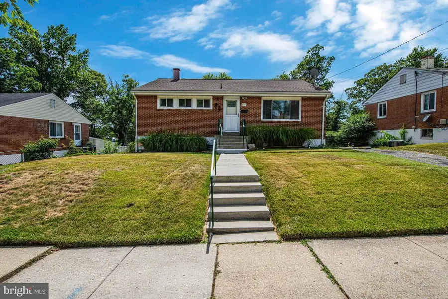 4702 66th Pl, Hyattsville, MD 20784 - #3