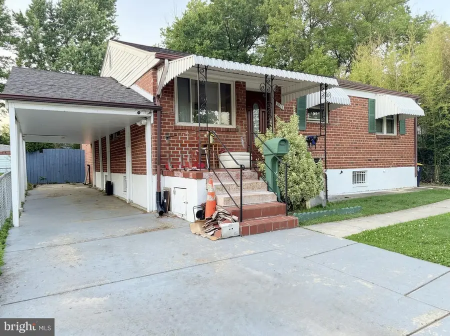 2420 Hannon St, Hyattsville, MD 20783 - #2