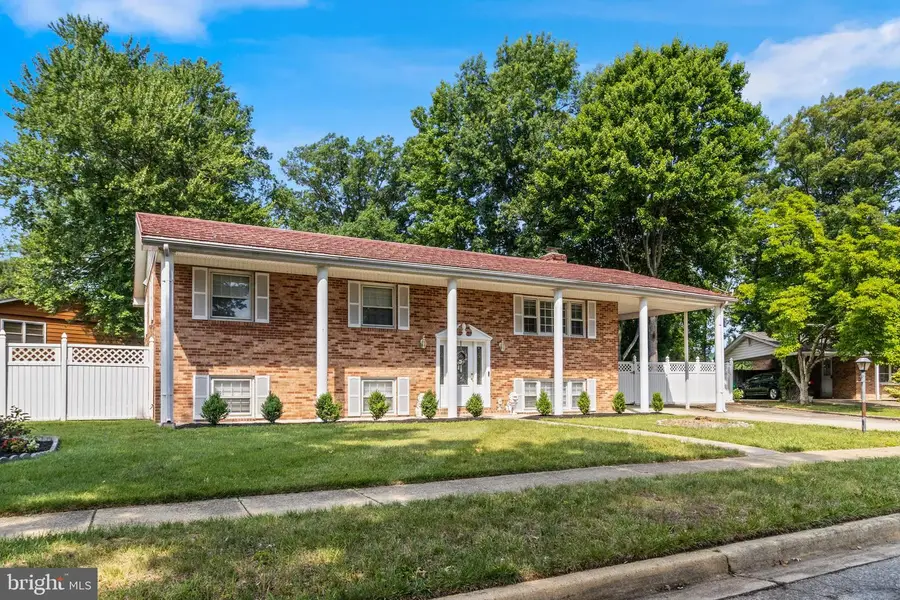 12817 Peace Dr, Fort Washington, MD 20744 - #2