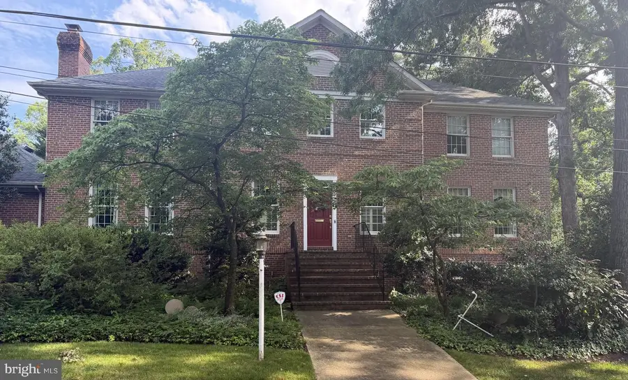 4407 Holly Hill Rd, Hyattsville, MD 20782 - #2