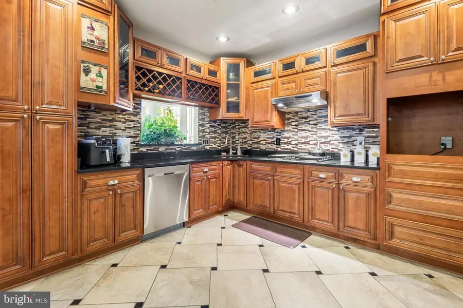 11304 Bennington Dr, Upper Marlboro, MD 20774 - #3