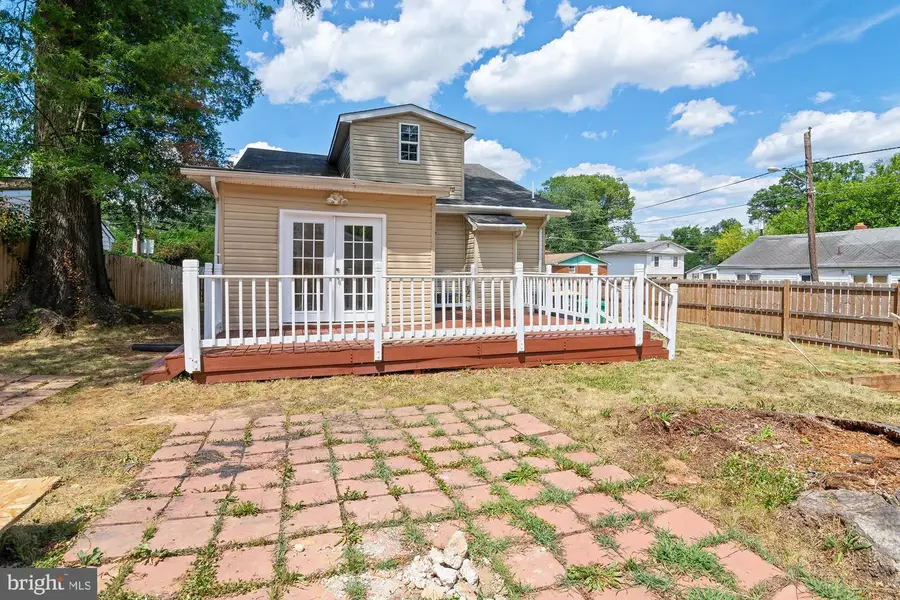 5033 Emo St, Capitol Heights, MD 20743 - #3
