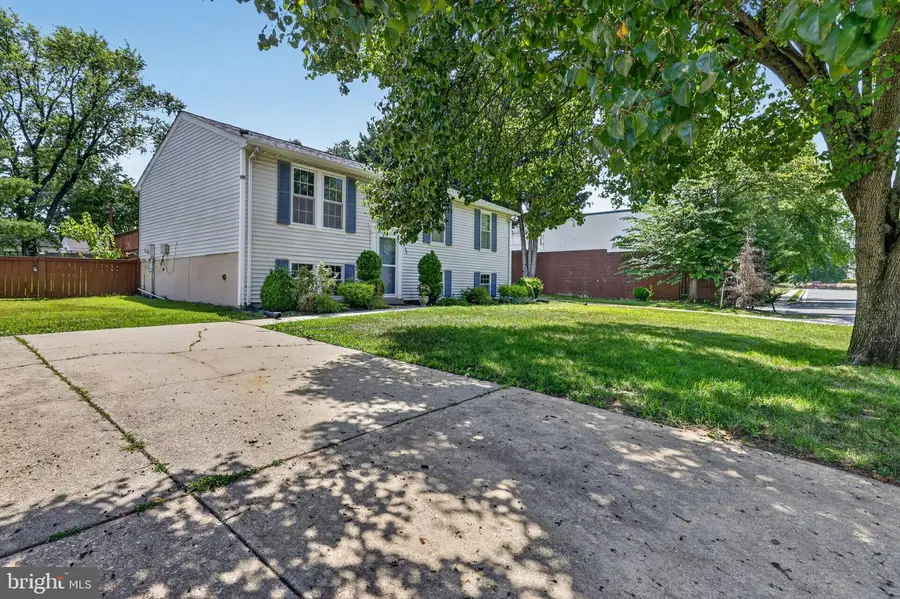 8409 Locust Grove Dr, Laurel, MD 20707 - #3