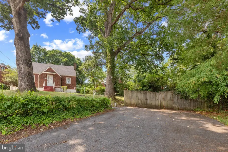 823 Cox Ave, Hyattsville, MD 20783 - #2