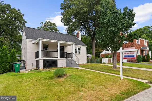 3706 Longfellow St, HYATTSVILLE, MD 20782