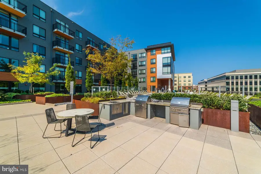 145 Riverhaven Dr #550, Oxon Hill, MD 20745 - #2