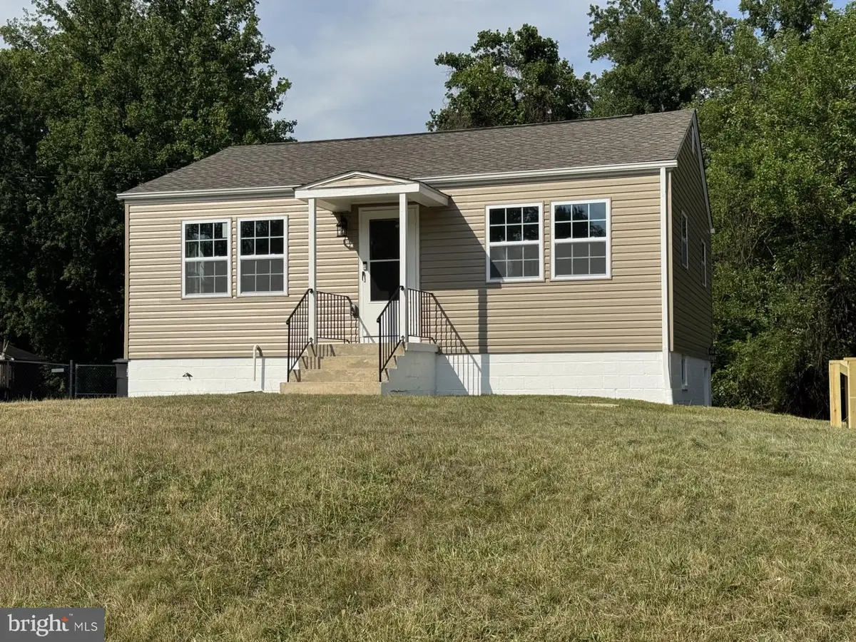9537 Badger Ave, Clinton, MD 20735 - #1