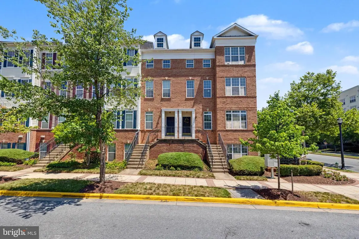 4332 Telfair Blvd #334, Suitland, MD 20746 - #1