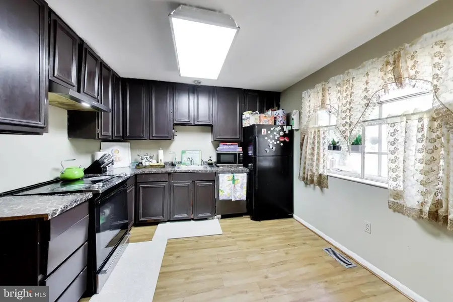 7035 Woodstream Ln, Lanham, MD 20706 - #3