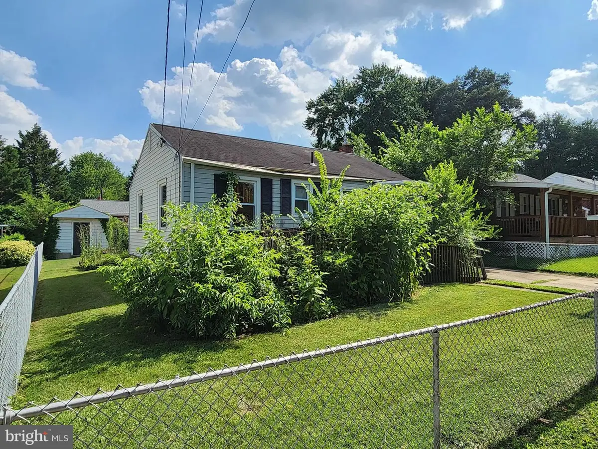 5203 Edgewood Rd, College Park, MD 20740 - #1