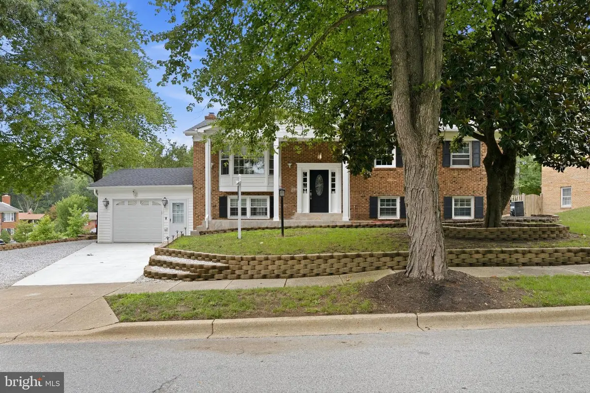 10800 Knoll Ct, Upper Marlboro, MD 20772 - #1