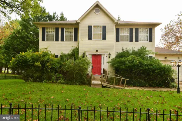 1111 Kings Heather Dr, BOWIE, MD 20721