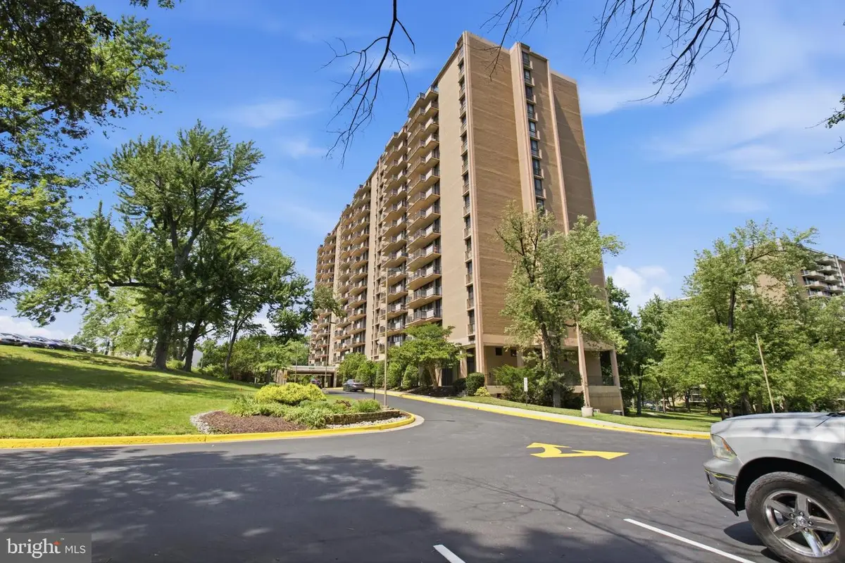 6100 Westchester Park Dr #t8, College Park, MD 20740 - #1