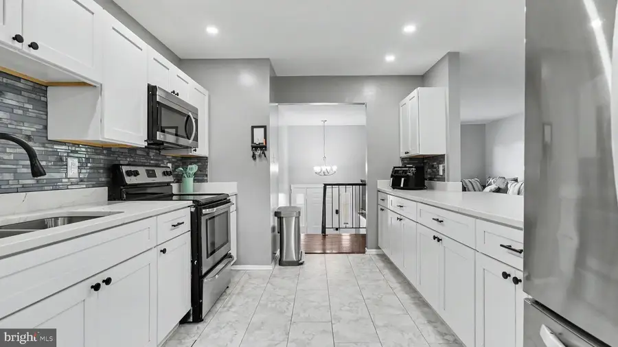9012 Cameron Ct, Clinton, MD 20735 - #3