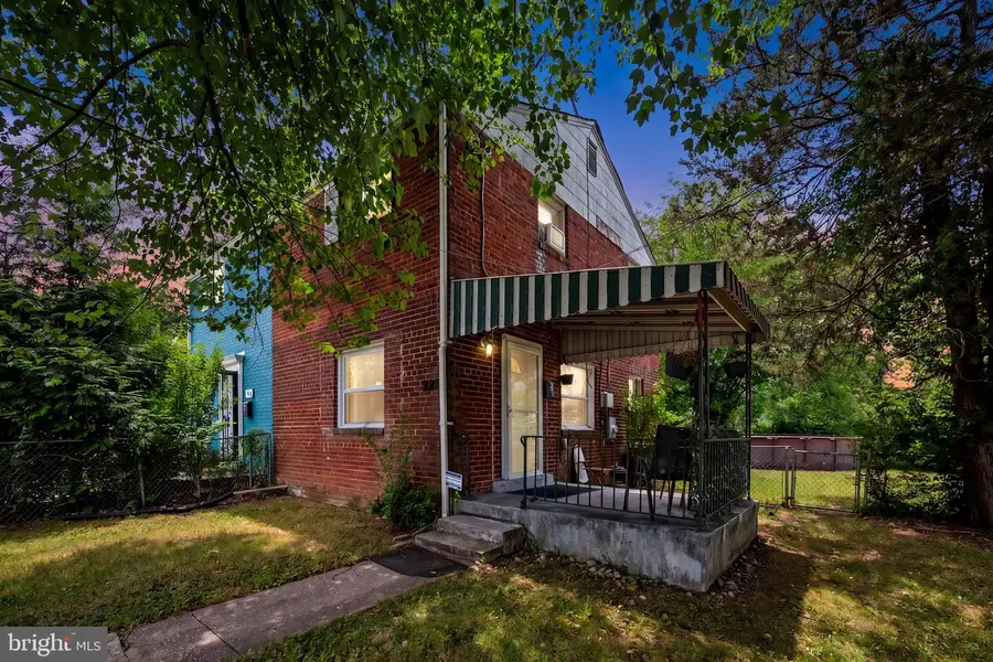 620 71st Ave, Capitol Heights, MD 20743 - #2
