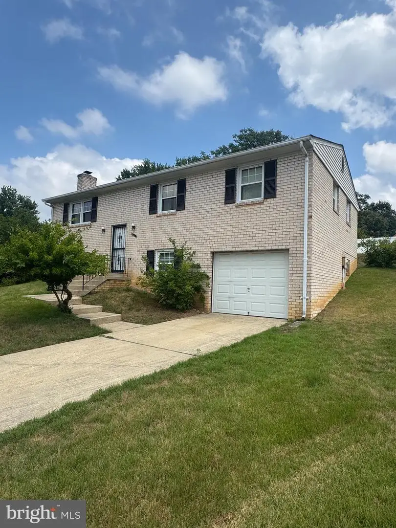 5204 Larwin Ct, Temple Hills, MD 20748 - #1