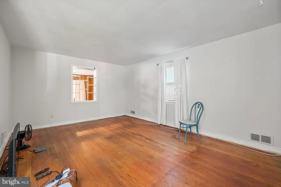 2025 Powhatan Rd, Hyattsville, MD 20782 - #3