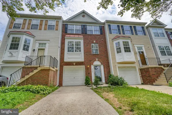 9909 Royal Commerce Pl, UPPER MARLBORO, MD 20774