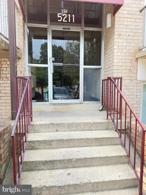 5211 Newton St #103, BLADENSBURG, MD 20710
