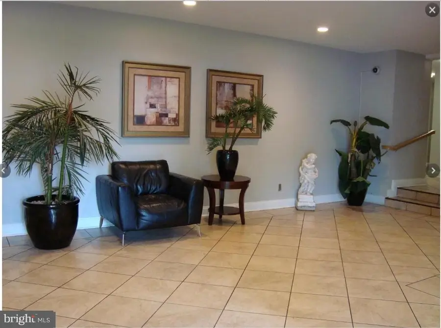 1009 Chillum Rd #217, Hyattsville, MD 20782 - #2