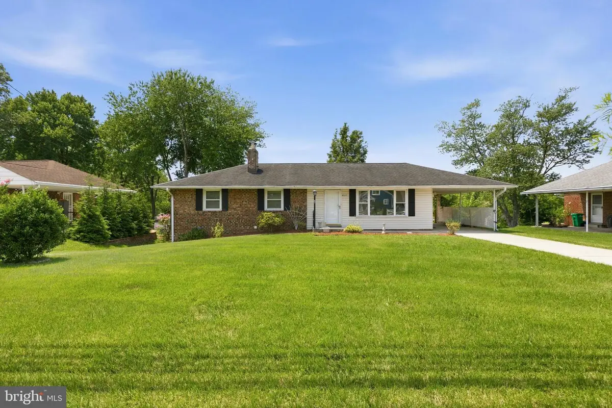 4305 Briggs Chaney Rd, Beltsville, MD 20705 - #1