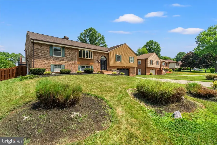 11400 Dundee Dr, Bowie, MD 20721 - #2
