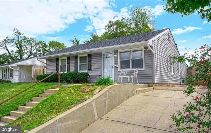 703 Leyte Pl, Oxon Hill, MD 20745 - #2