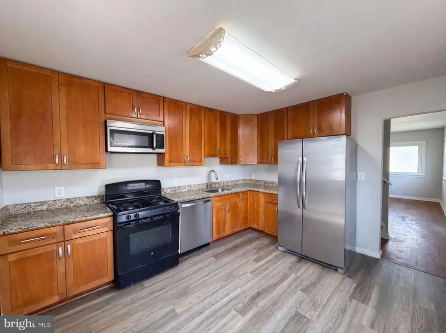 4313 Urn St, Capitol Heights, MD 20743 - #2