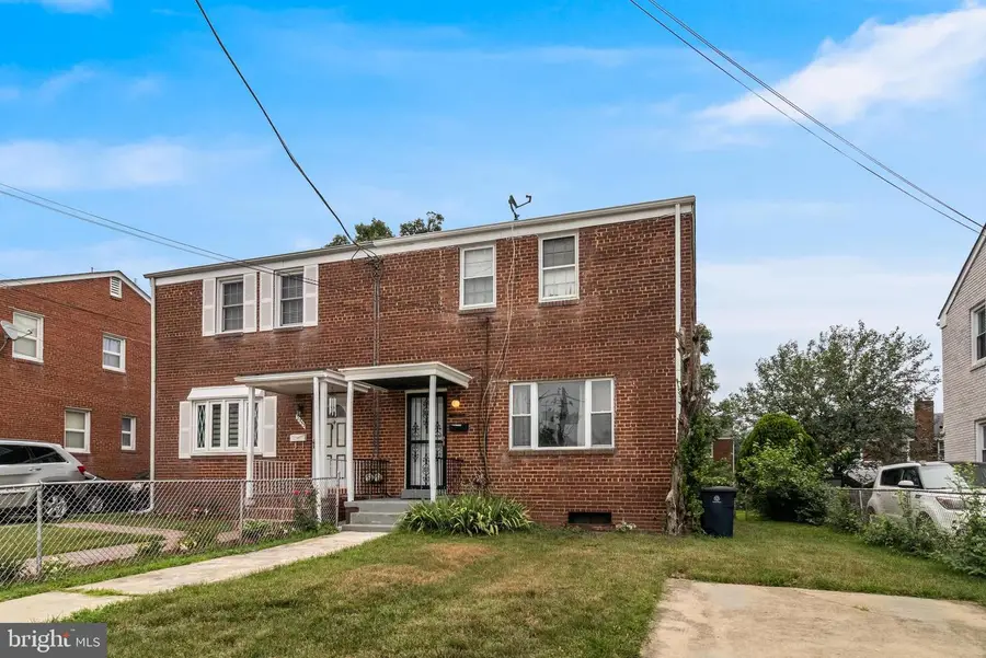 2351 Iverson St, Temple Hills, MD 20748 - #2