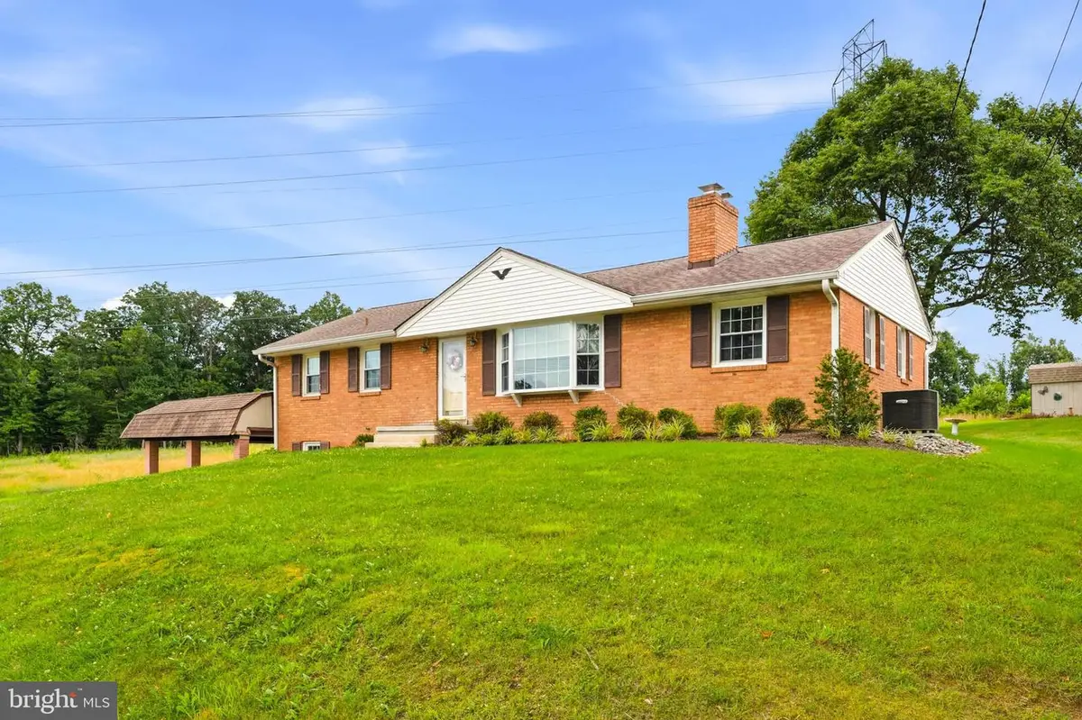 15605 Bond Mill Rd, Laurel, MD 20707 - #1