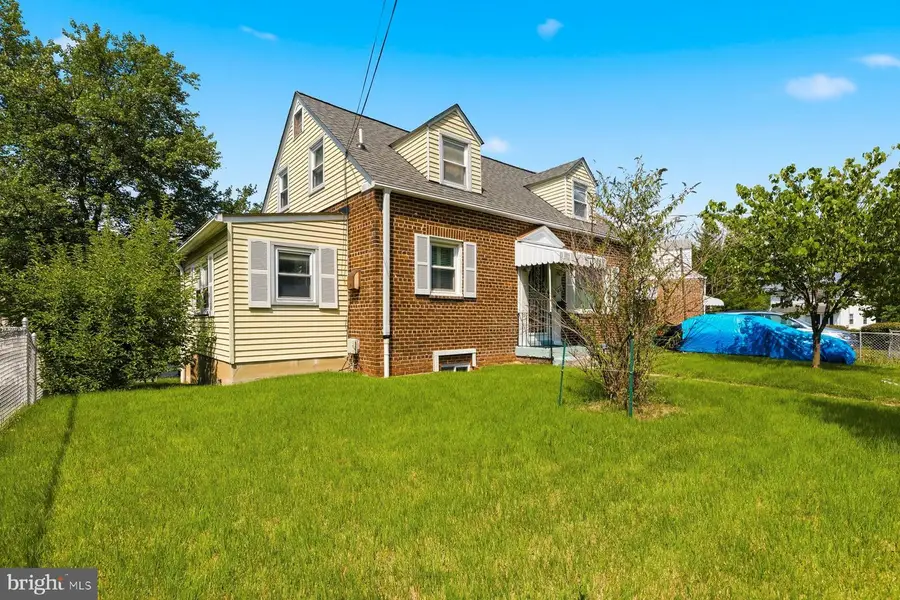 1412 Legation Rd, Hyattsville, MD 20782 - #2