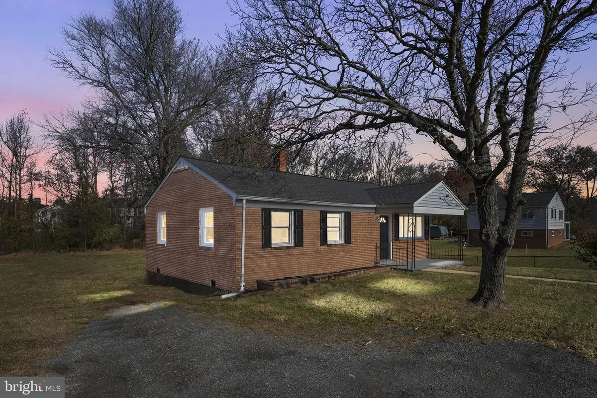 5438 Odell Rd, Beltsville, MD 20705 - #1