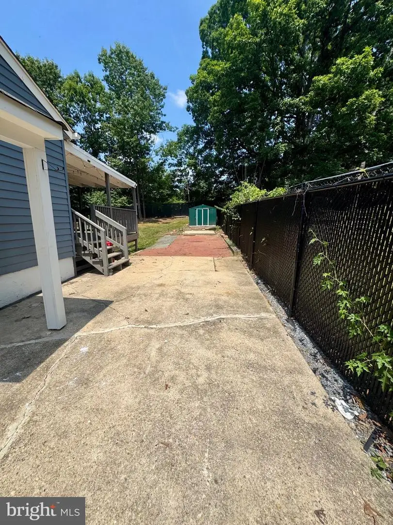 6902 Vallery St, Riverdale, MD 20737 - #2
