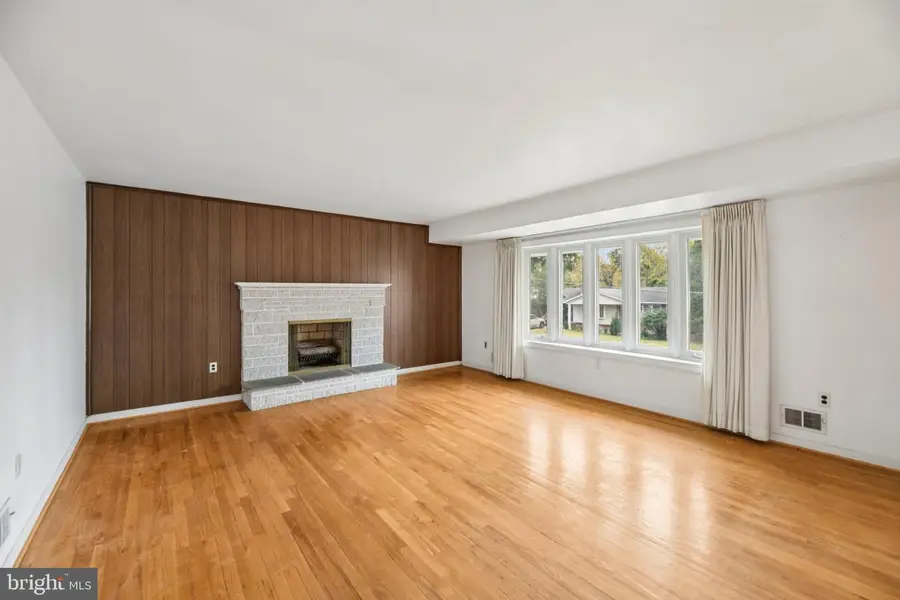4612 Westridge Pl, Temple Hills, MD 20748 - #2