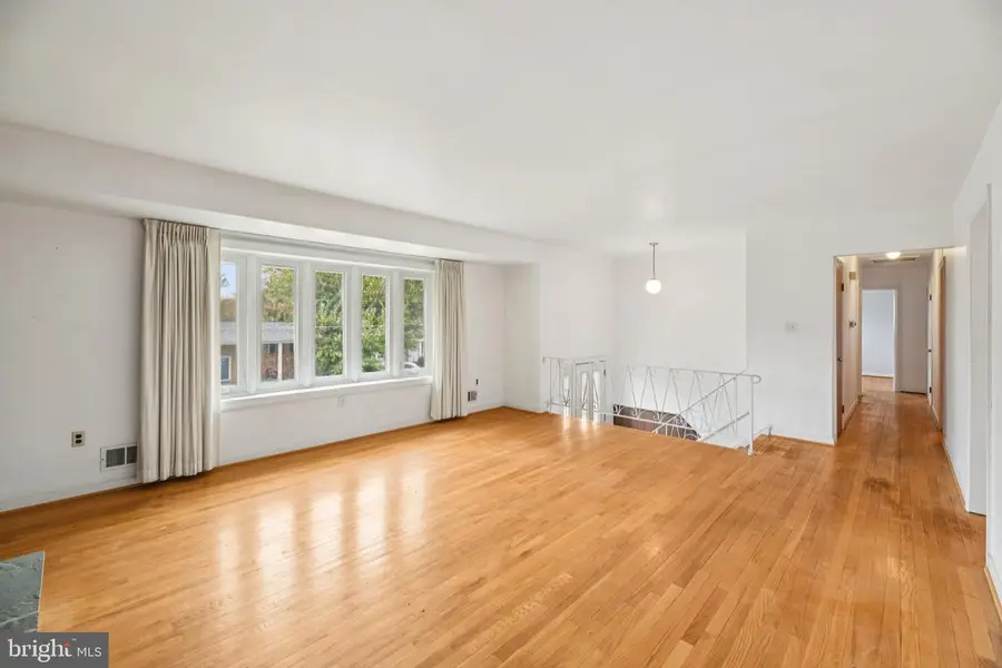 4612 Westridge Pl, Temple Hills, MD 20748 - #3