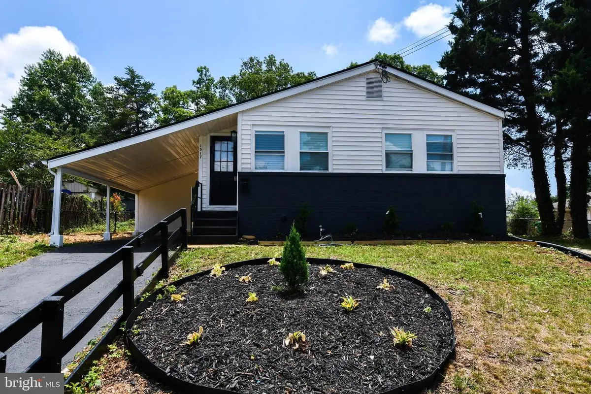 1517 Colony Rd, Oxon Hill, MD 20745 - #1