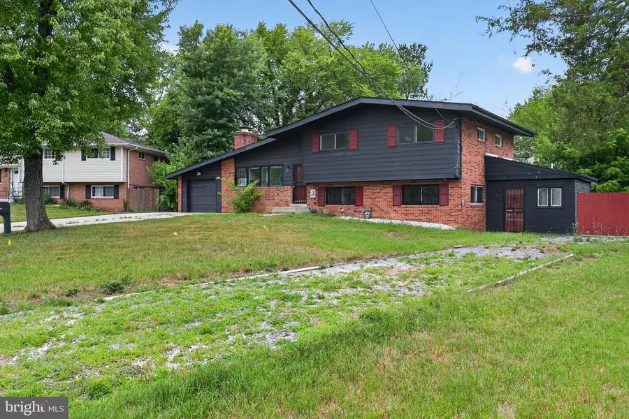 5504 Westminster Ct, Temple Hills, MD 20748 - #2