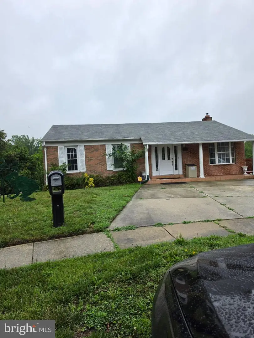 1422 Fernhill Ct, District Heights, MD 20747 - #1