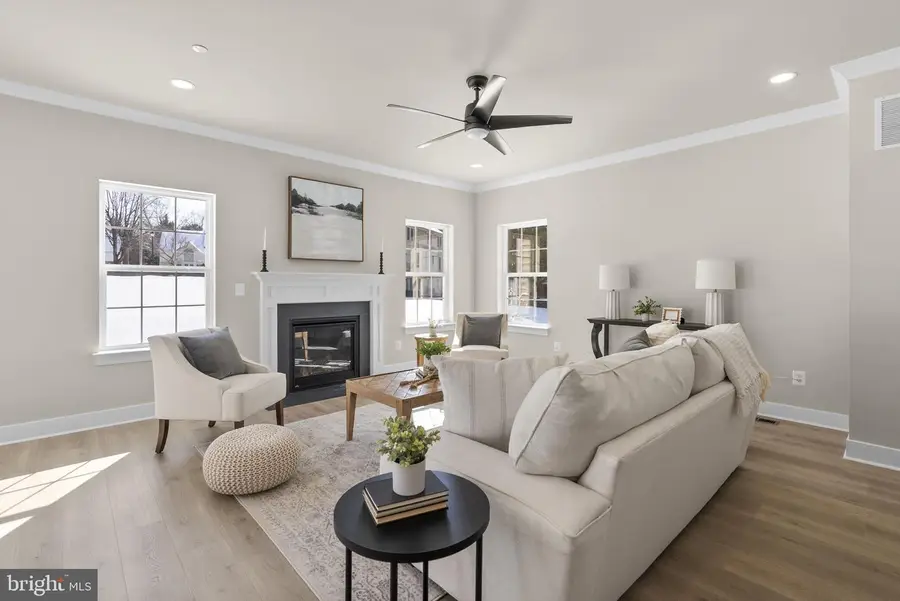 16203 Pennsbury Dr, Bowie, MD 20716 - #2