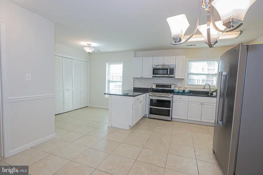 7645 E Swan Ter, Landover, MD 20785 - #2