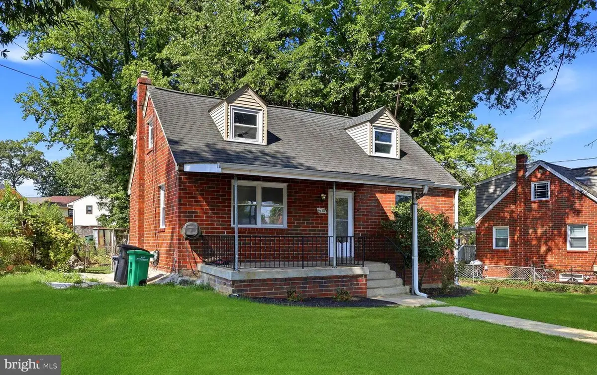 4718 68th Ave, Hyattsville, MD 20784 - #1