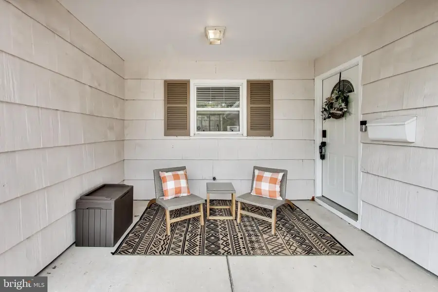 12006 Maddox Ln, Bowie, MD 20715 - #3