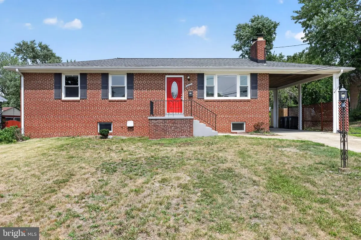4402 Ridgecrest Dr, Suitland, MD 20746 - #1