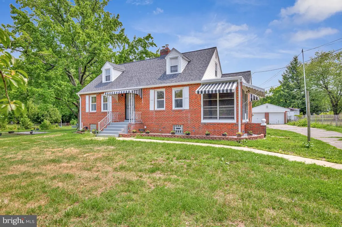 6614 Horseshoe Rd, Clinton, MD 20735 - #1