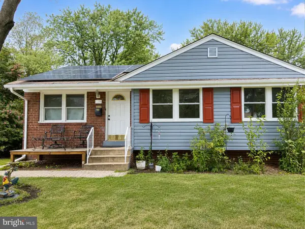 6806 Beacon Pl, RIVERDALE, MD 20737