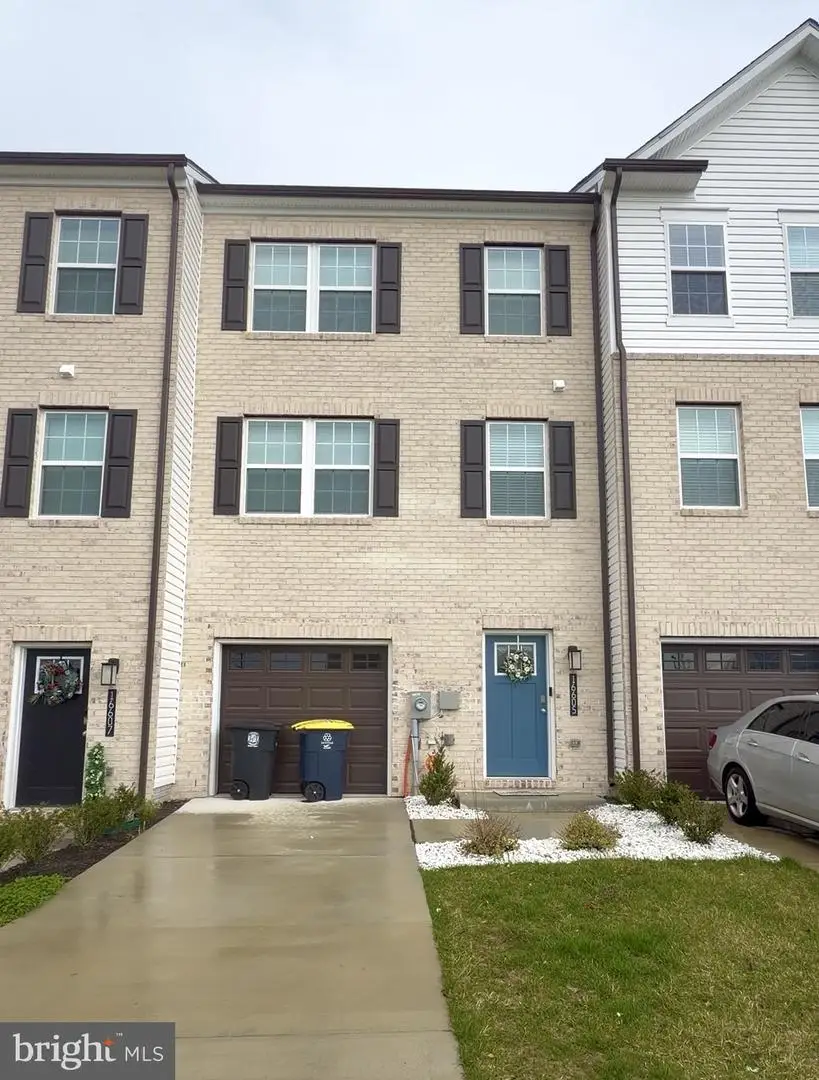 16605 Green Glade Dr, Brandywine, MD 20613 - #1