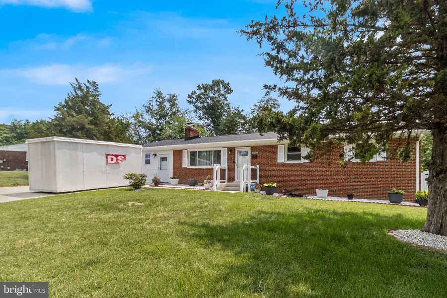 5709 Spruce Dr, Clinton, MD 20735 - #2