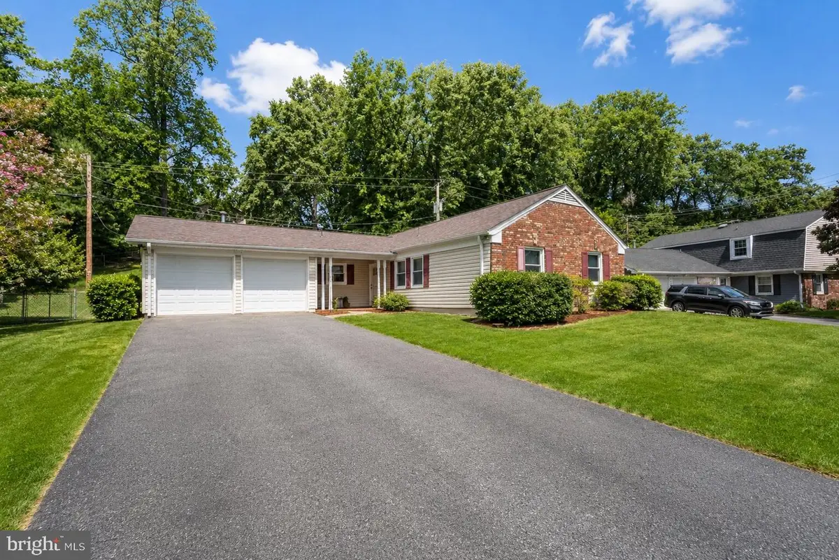 16016 Philmont Ln, Bowie, MD 20716 - #1