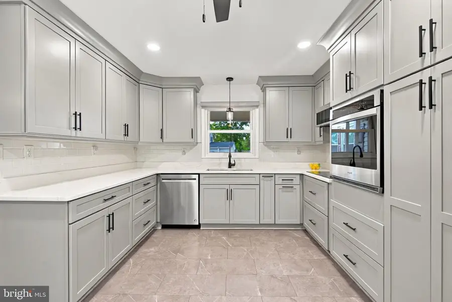 16016 Philmont Ln, Bowie, MD 20716 - #3