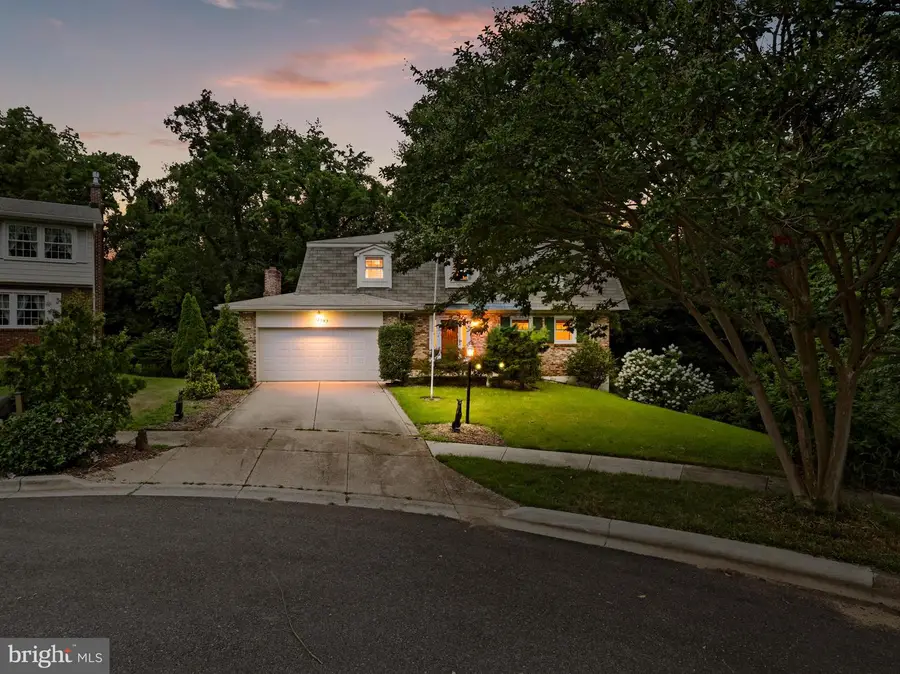 12903 Dauphin Ct, Fort Washington, MD 20744 - #2